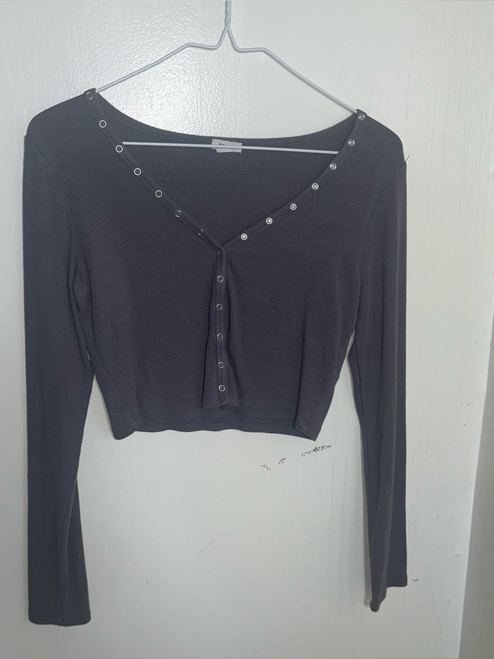 Garage cropped Henley top M